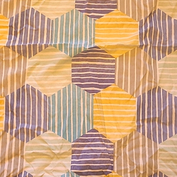 Pottery Barn x West Elm fitted crib sheet - Picture 2 of 5